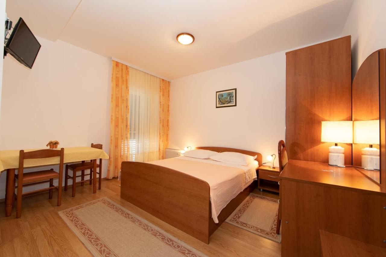 Apartmani Biser Tucepi Luaran gambar