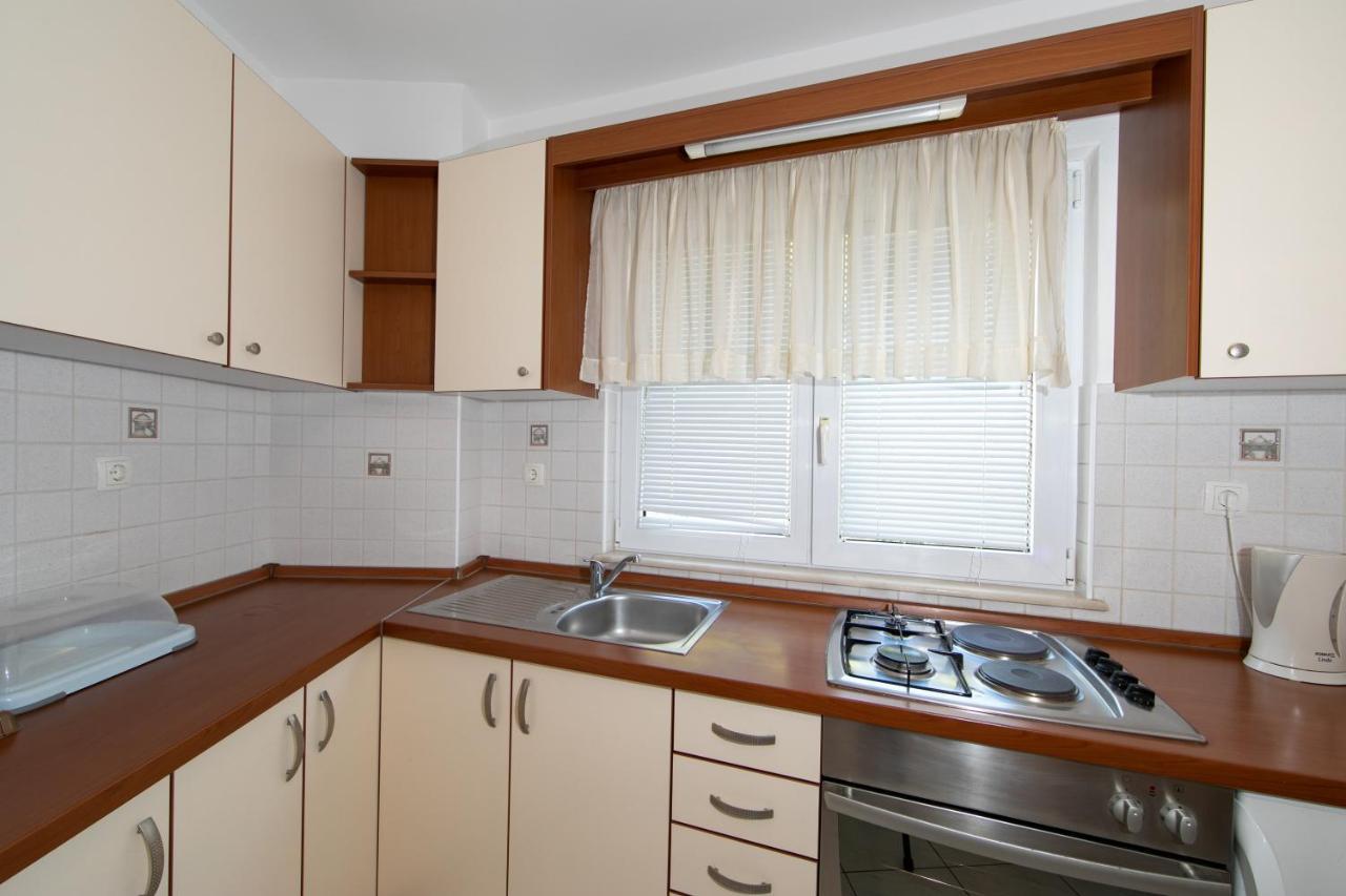 Apartmani Biser Tucepi Luaran gambar