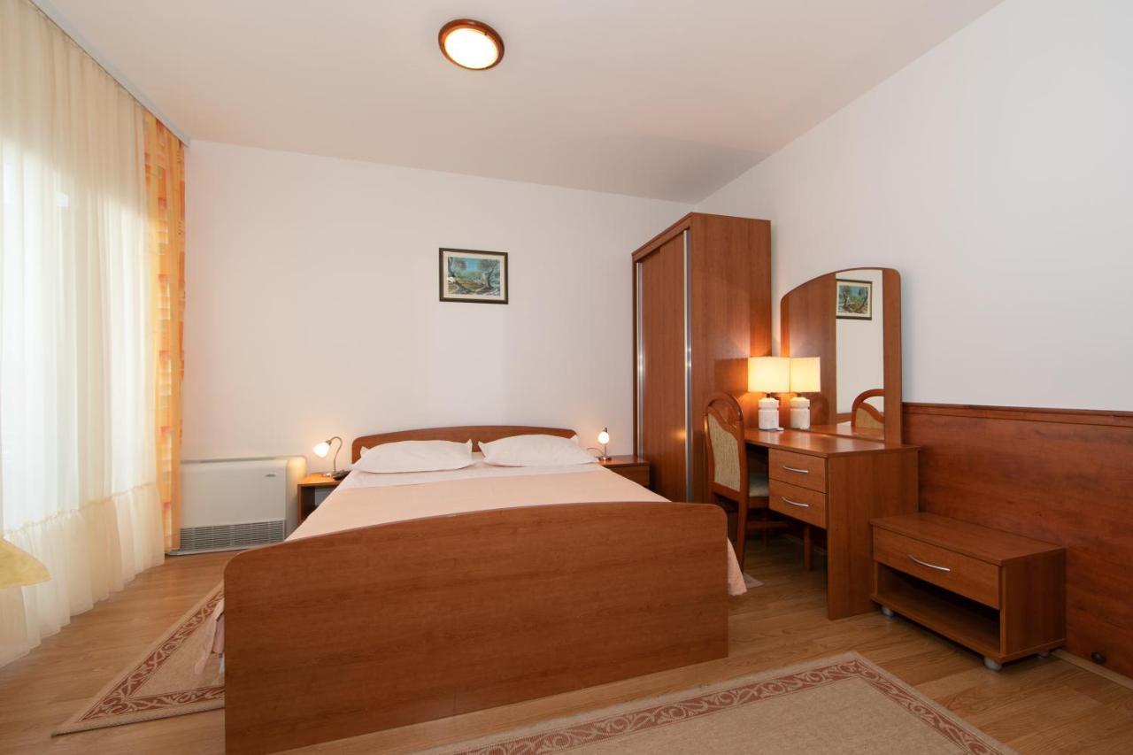 Apartmani Biser Tucepi Luaran gambar