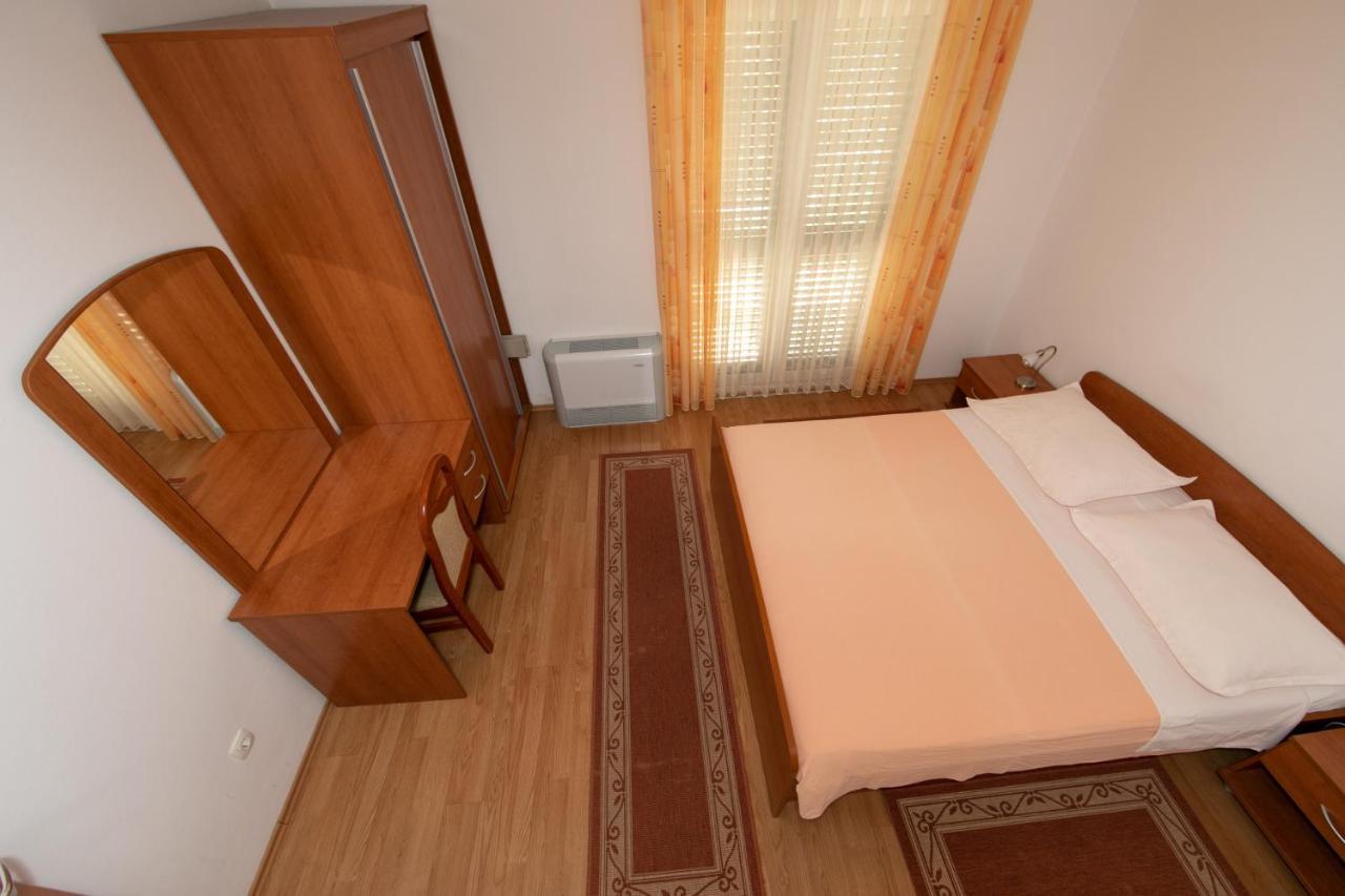 Apartmani Biser Tucepi Luaran gambar