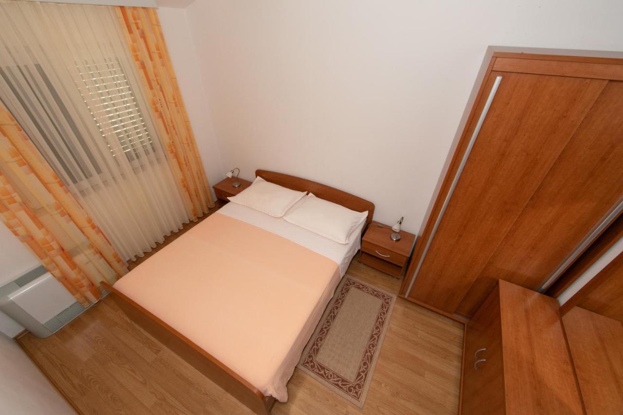 Apartmani Biser Tucepi Luaran gambar