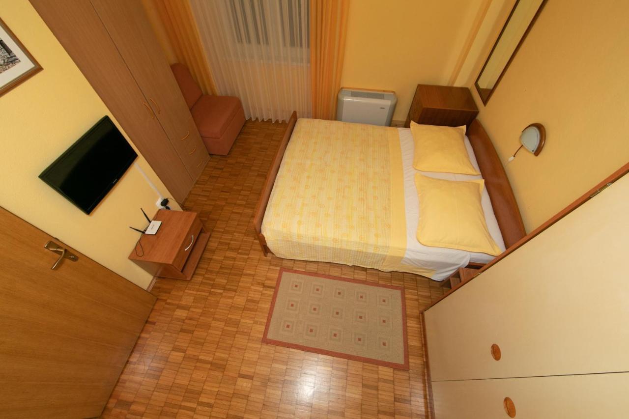 Apartmani Biser Tucepi Luaran gambar