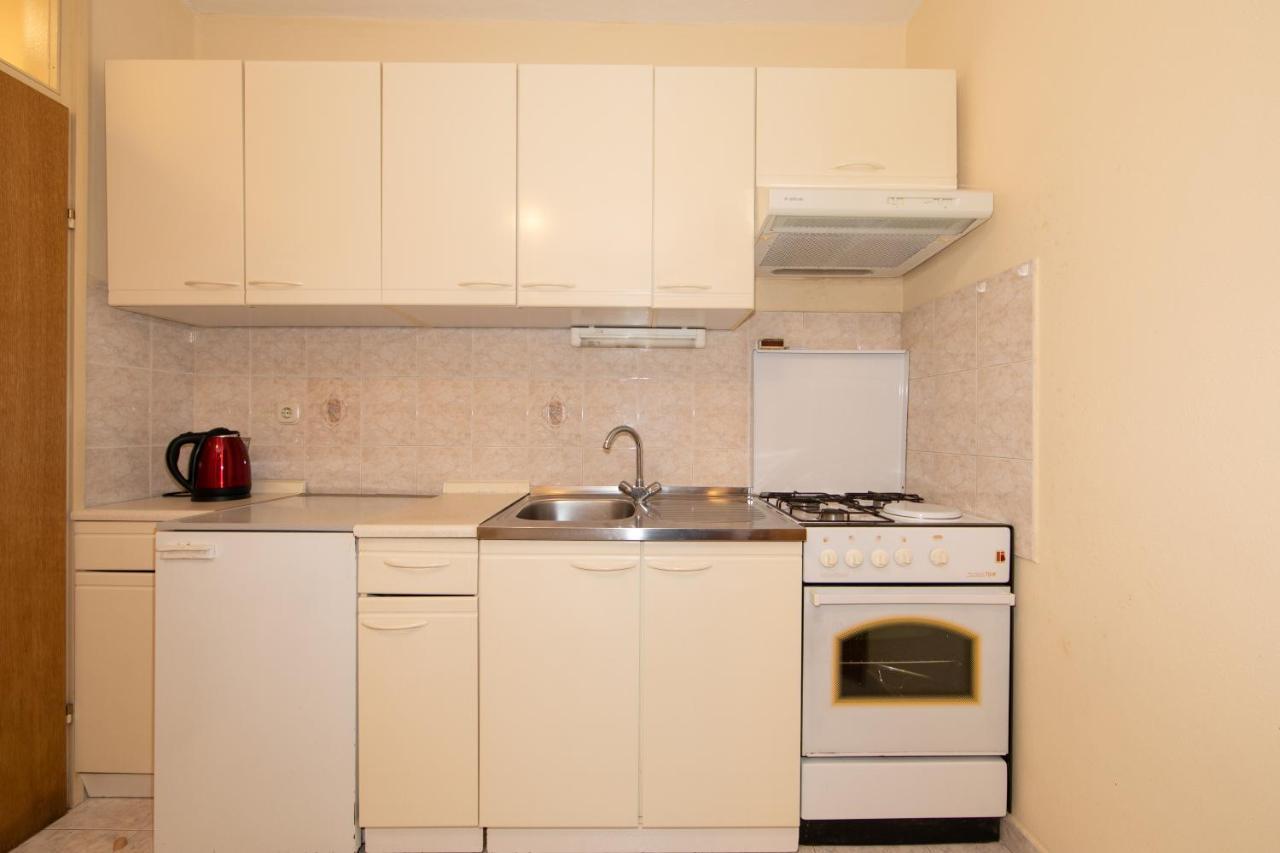 Apartmani Biser Tucepi Luaran gambar