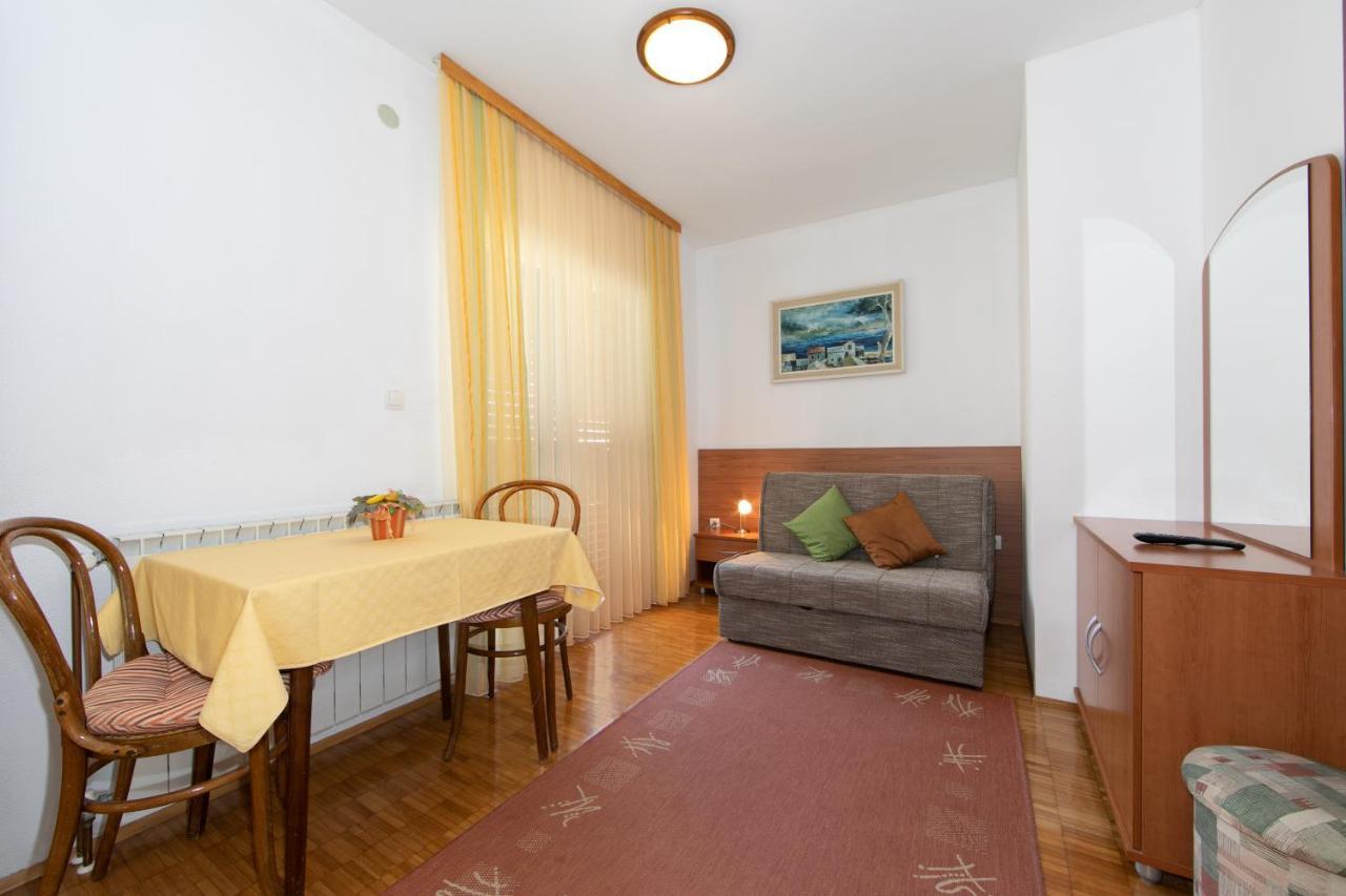 Apartmani Biser Tucepi Luaran gambar