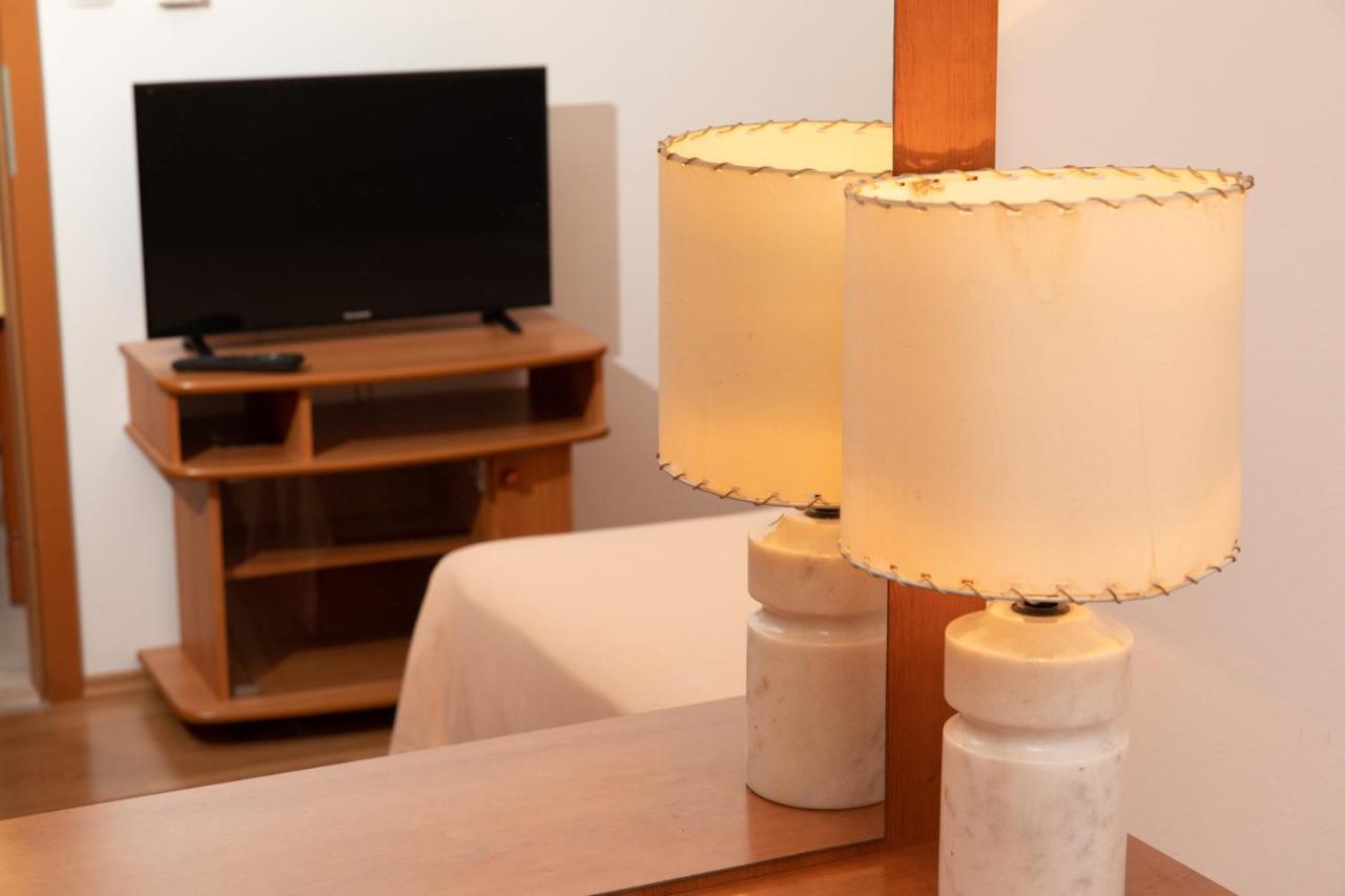 Apartmani Biser Tucepi Luaran gambar