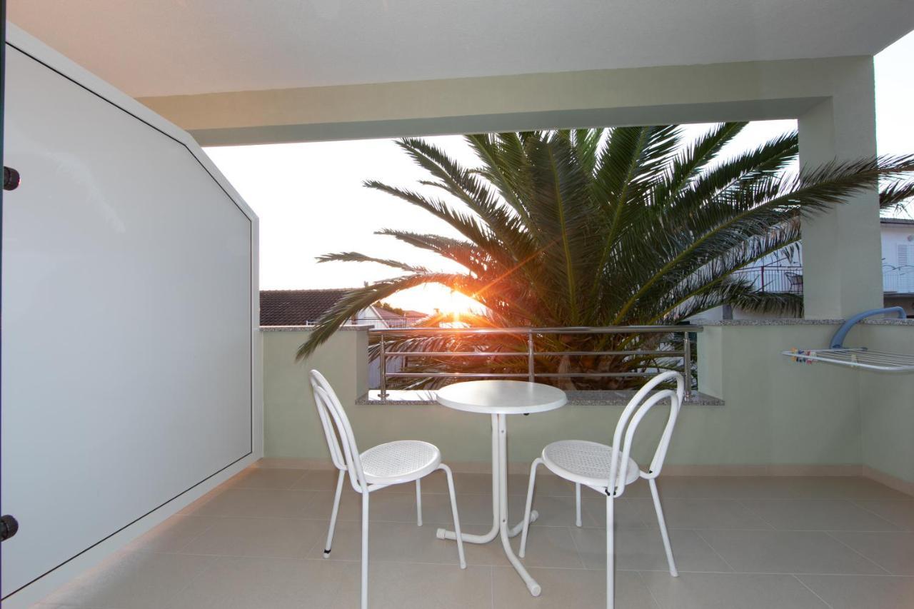 Apartmani Biser Tucepi Luaran gambar