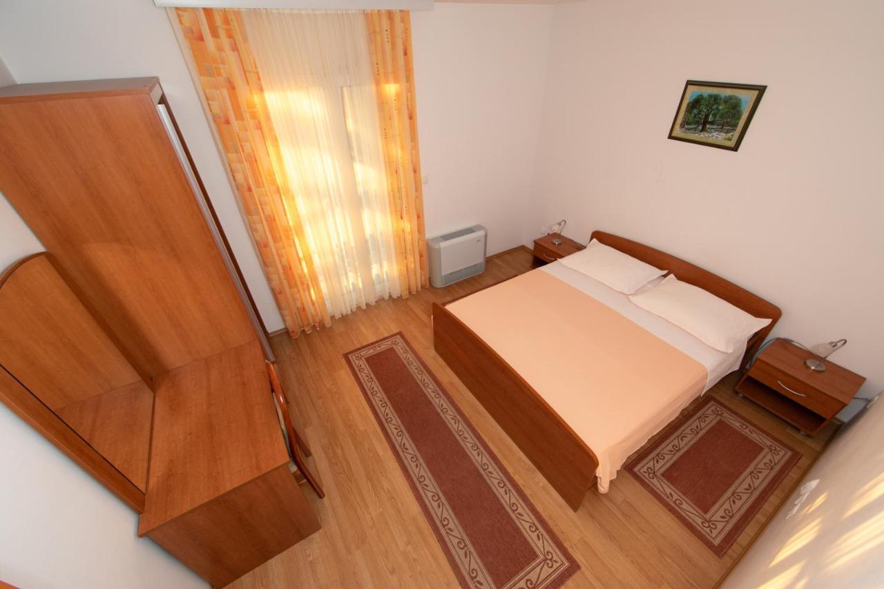 Apartmani Biser Tucepi Luaran gambar