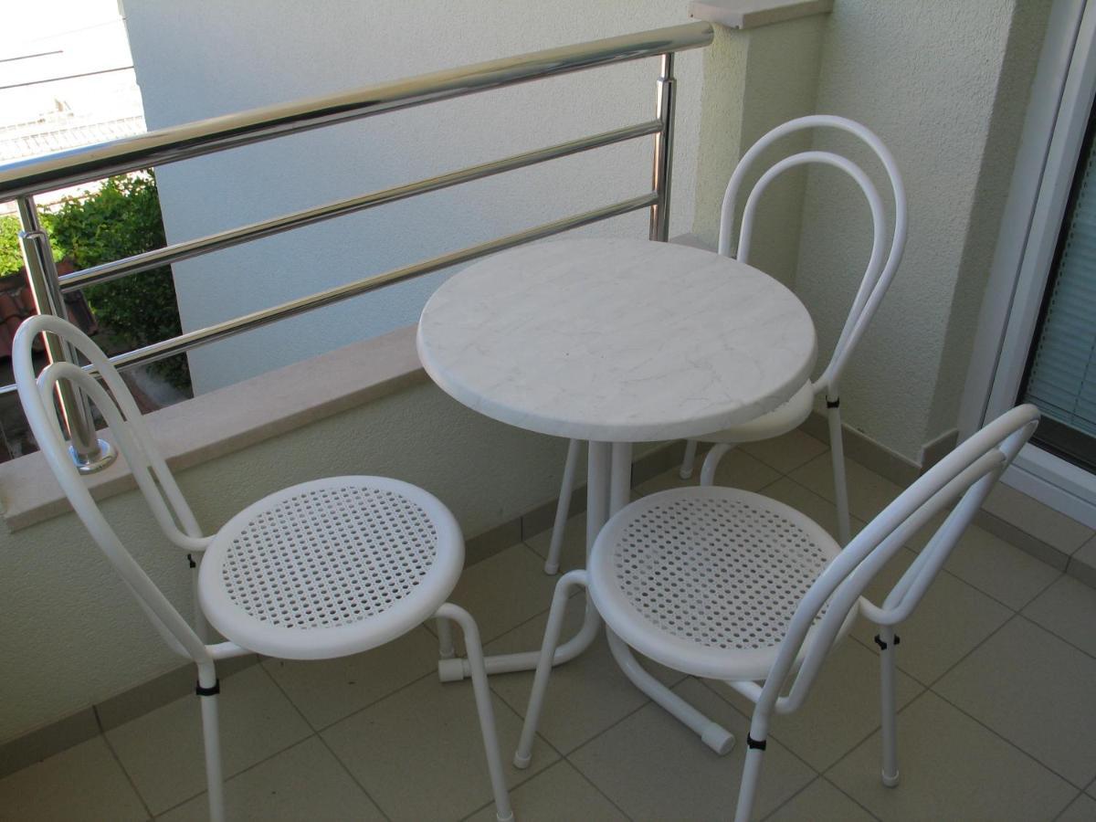 Apartmani Biser Tucepi Luaran gambar