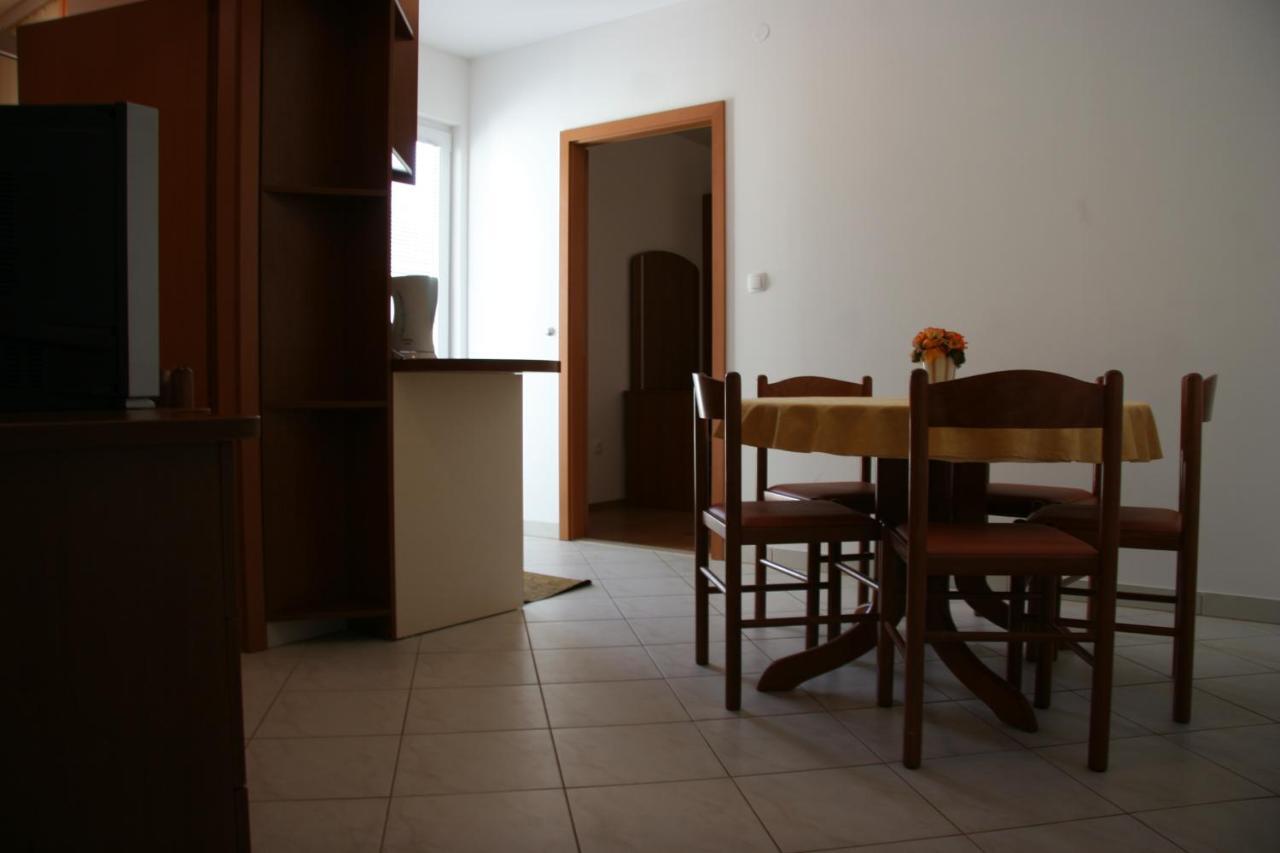 Apartmani Biser Tucepi Luaran gambar